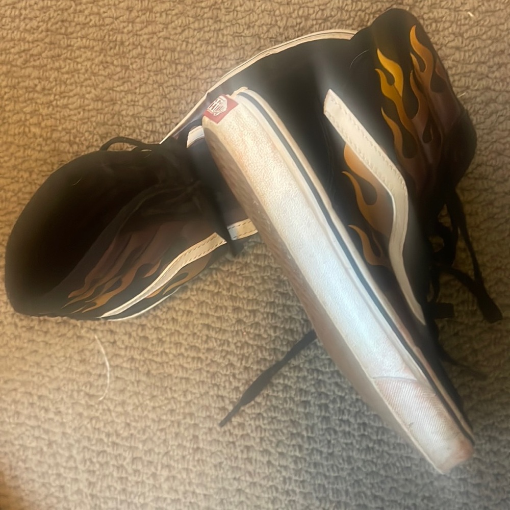 Van’s flame high top